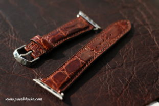 Ručně vyrobený kožený řemínek pro hodinky Apple Watch z krokodýlí kůže